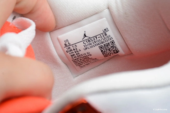 OrangeCT8527-118 Jordan Team 4 Air 0825